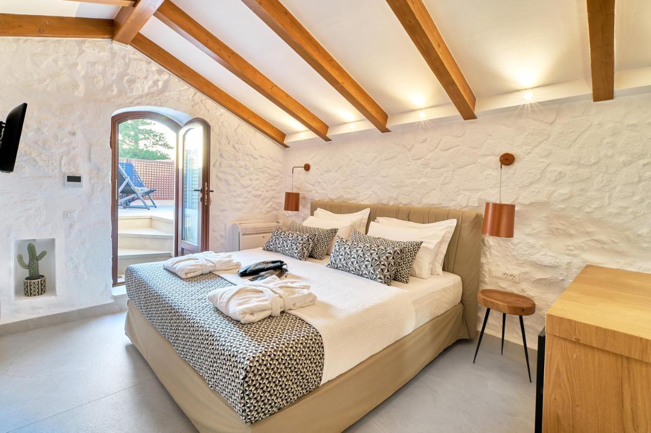 Vista Del Porto Luxury Suites Rethymno Exteriör bild