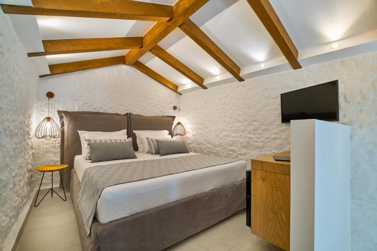 Vista Del Porto Luxury Suites Rethymno Exteriör bild